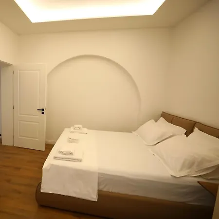 Sunny Bliss Apartment *