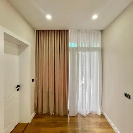 Sunny Bliss Appartamento Tirana