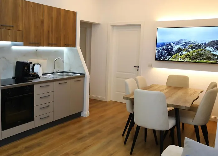 Sunny Bliss Apartment *