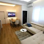 Sunny Bliss Apartment *